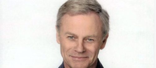 Tristan Rogers goes full time on 'GH' when Robert becomes the new DA. [Image Source: ABC Soap Spoilers/YouTube]