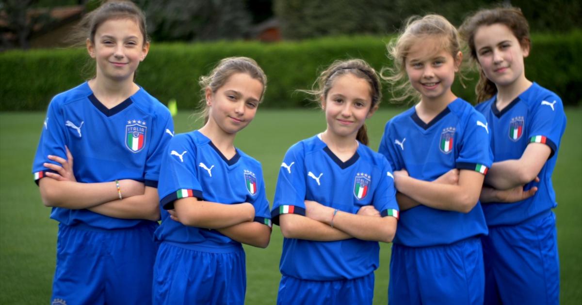 Mondiali di calcio donne, 5 bambine realizzano il sogno di ...