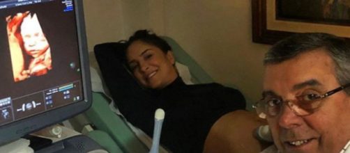 Claudia Leitte mostra o rostinho de Bela em ultrassom realista (Reprodução/Instagram@claudialeitte)