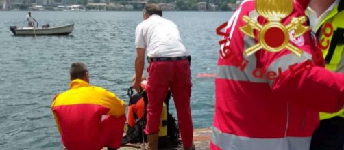 Como, si tuffa con gli amici nel lago: studente 15enne muore annegato | tgcom24.mediaset.it