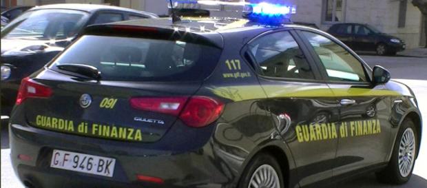 Lecce, 24enne beccato sulla provinciale con 1 kg di marijuana: ai domiciliari "title =" Lecce, 24enne beccato sulla provinciale con 1 kg di marijuana: ai domiciliari "itemprop =" immagine "/> <meta itemprop=