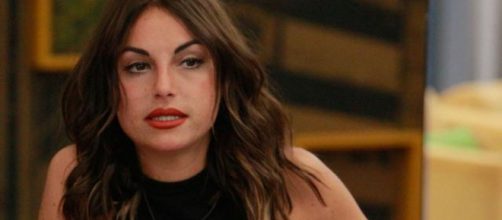 GF 16, Gianmarco Onestini mette all'angolo Francesca De Andrè: 'Sei troppo aggressiva'.