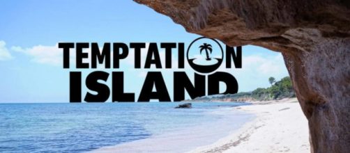 Temptation Island, la prima puntata sarebbe slittata: il 17 giugno in onda un film.