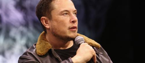 Elon Musk, ce créatif qui repousse les lois de l'entreprenariat - danstapub.com