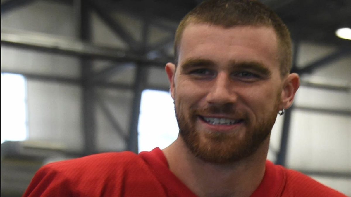 Hometown guy and Kansas City Chief Travis Kelce trash talks Browns