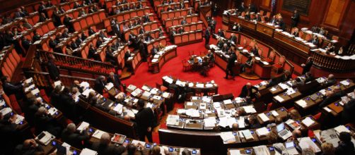 Con la nuova legge del taglio dei Parlamentari si avranno oltre un terzo di rappresentanti in meno.
