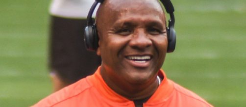 Hue Jackson said something stupid again [Image via Eric Drost/Wikimedia Commons]