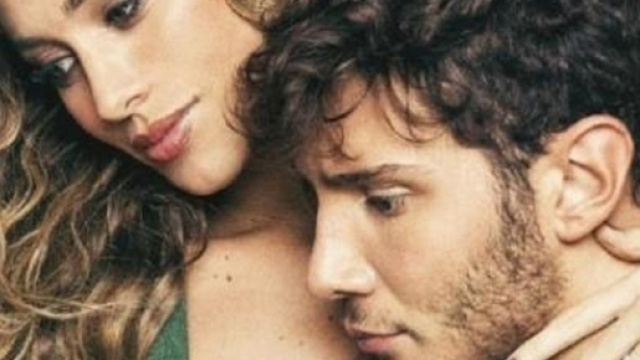 Stefano De Martino e Belen Rodriguez: il web si infiamma per il video in barca.