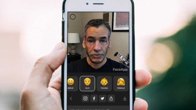 FaceApp, l'app che invecchia scatena polemiche: crescono i dubbi sulla privacy