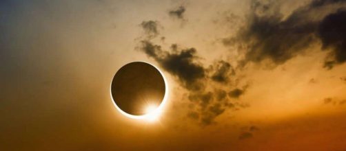 In Cile e Argentina si potrà ammirare, oggi 2 luglio, l'unica eclissi solare totale del 2019.