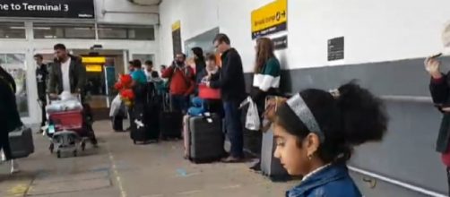 Departure terminal 3, Heathrow Airport London. [Image source/ZH Channel YouTube video]