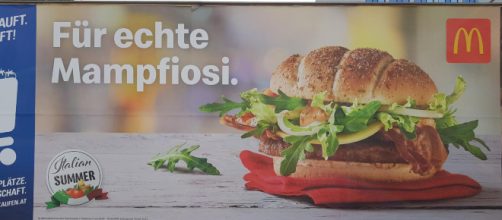 McDonald's: in Austria il panino per "veri mampfiosi" - kurier.at