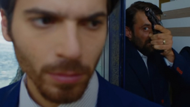 Bitter Sweet, anticipazioni agosto: Hakan sul punto di uccidere Ferit