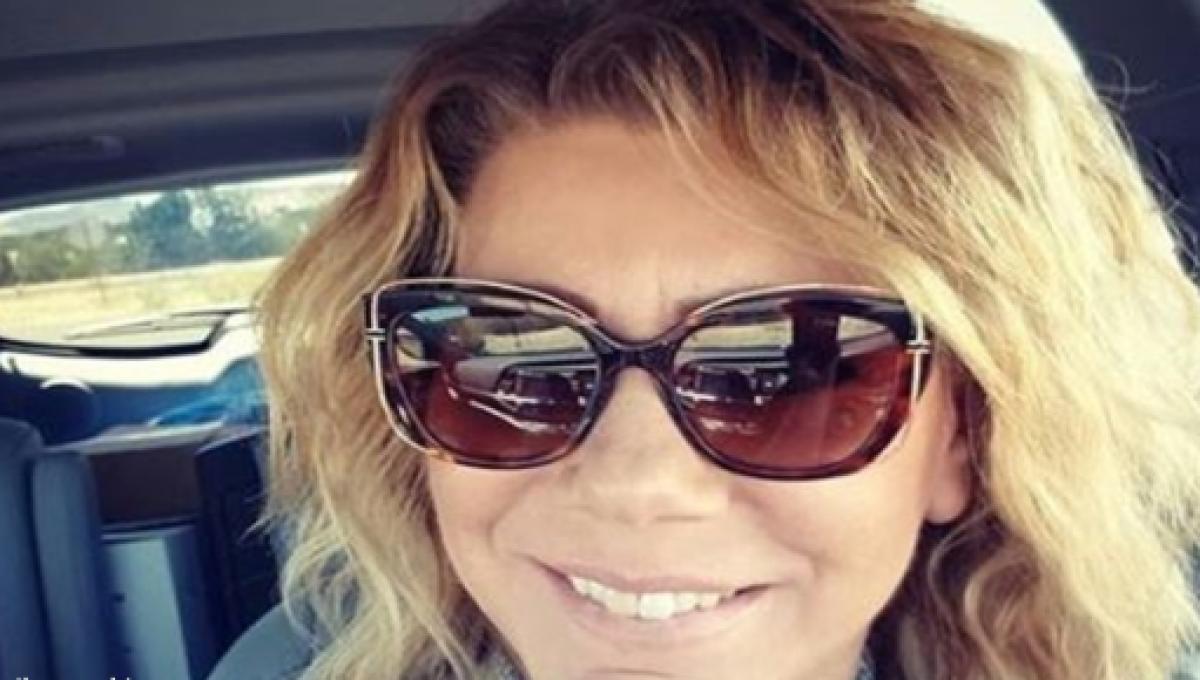 Meri Brown Attempts Fast Lularoe Sales Before Shipping Stock Ahead
