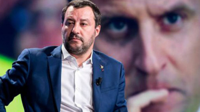 Migranti, Matteo Salvini contro Macron: 'Marsiglia, la Corsica, ora apri i tuoi porti'