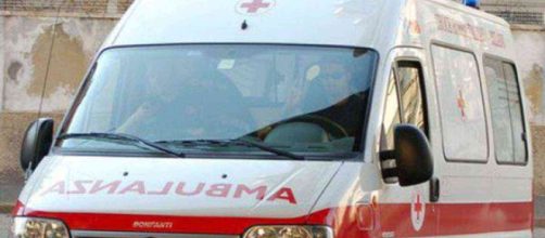 Brindisi, 73enne colto da malore in auto muore alla guida