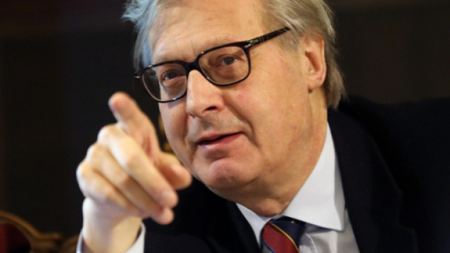 Tav, Sgarbi contro i 5 Stelle: 'Abbiate il coraggio di uscire dal governo'