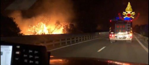 Sardegna: incendio di vaste proporzioni a Siniscola, nel Nuorese | galluraoggi.it