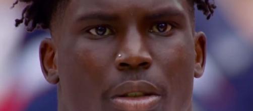 Tyreek Hill suffered an injury in Tuesday's camp [Image via 99 Problems/YouTube]