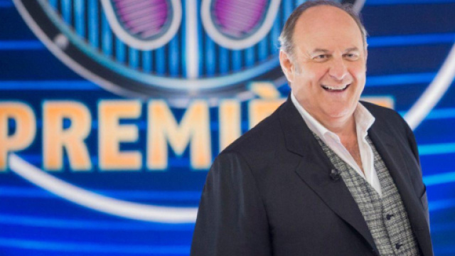Anche Jerry Scotti è stato chiamato in causa nella polemica che ha investito il campione di Caduta Libera Niccolò Scalfi