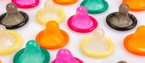 VOX critica que Sanidad gaste dinero en preservativos para el Orgullo.