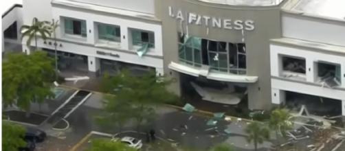 Explosion tears through Florida shopping center, injuring at least 20. [Image source/NBC News YouTube video]