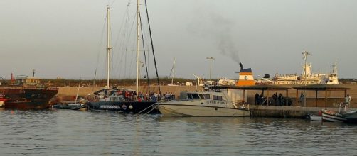 Alex di Mediterrane attracca al Molo Favaloro