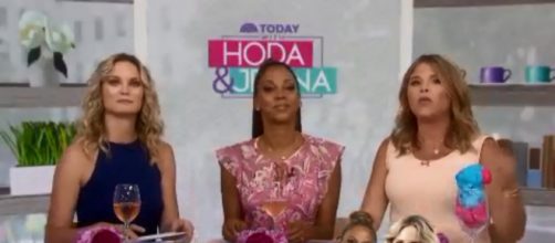 Jenna Bush Hager gets co-hosting help from Jennifer Nettles (L) and Holly Robinson Peete on "Today." [Image source; TODAY-YouTube]