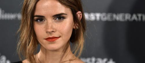 Em seu clube do livro, Emma Watson indica livros escritos por mulheres. (Arquivo Blasting News)