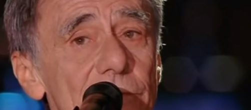 Vecchioni canta 'Bella ciao' ad Ovindoli ed il Sindaco della Lega non gradisce.