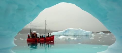 Greenland – Land of ice 4K. [Image source/Stefan Forster YouTube video]