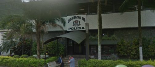 Caso foi registrado na Delegacia Sede de Guarujá. (Reprodução/Google Maps)