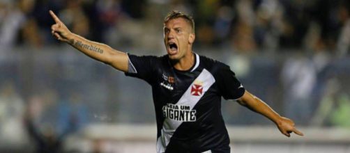 L'attaccante argentino Maxi Lopez pronto a rientrare in Italia