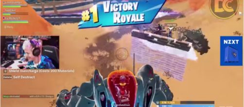 Ninja getting that Victory Royale using BRUTEs. [Image source: Daily Clips Central/YouTube]