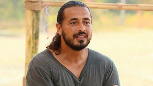 Moundir tire un trait sur Koh-Lanta : « La dernière saison était ... - voici.fr