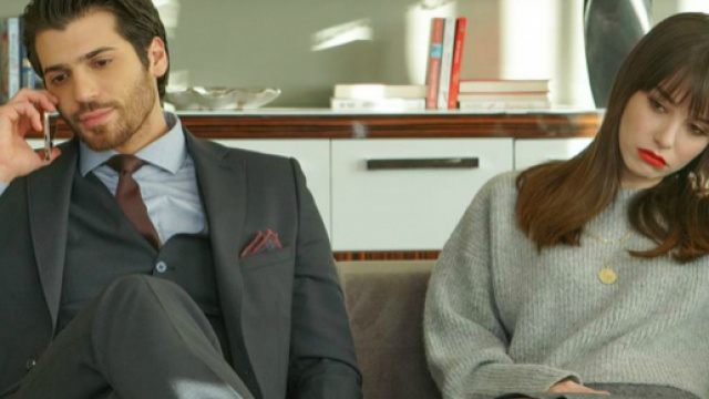 Dolunay, anticipazioni settembre: Hakan spinge Nazli a divorziare da Ferit