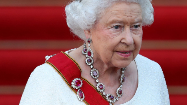 Elizabeth II : les scandales qui ont éclaboussé son règne - rtl.fr