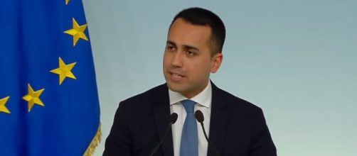 Luigi Di Maio finito al centro di una bufera social