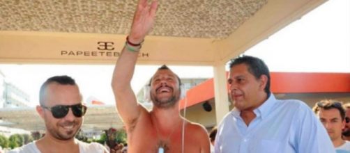 Matteo Salvini al Papeete Beach: alcuni militari lo contestano
