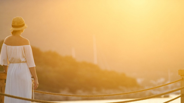 Oroscopo 6 agosto: Acquario timoroso, relax per i Pesci