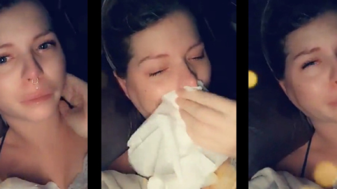 Jessica Thivenin atteint sa 28ème semaine de grossesse: elle fond en larmes sur Snapchat