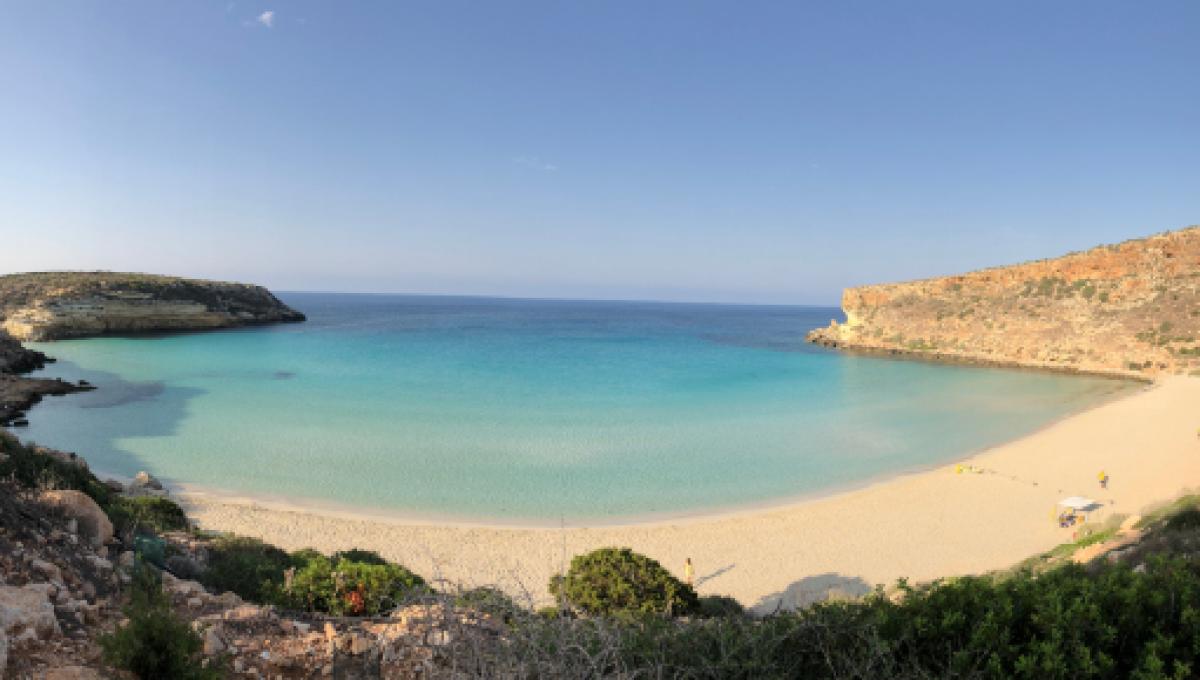 Lampedusa Una Meta Turistica Ideale Per Chi Cerca Un Mare