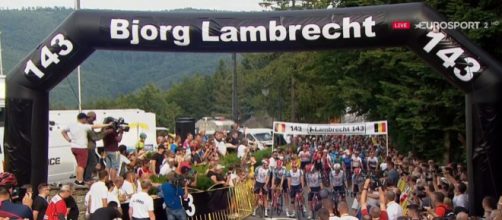 Il Giro di Polonia ricorda Bjorg Lambrecht neutralizzando la quarta tappa