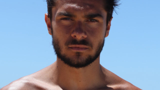 Julien Guirado se fait gifler par Marine Lhimer