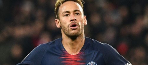 Il Psg avrebbe contattato la Juventus per offrire il cartellino di Neymar.