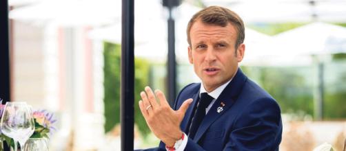 Emmanuel Macron souffle le chaud et le froid pour la rentrée