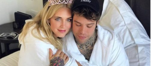 Chiara Ferragni sulla presunta gravidanza: 'Non sapevo, non vedo l'ora di leggere la news'