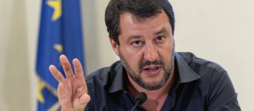 Matteo Salvini nel tour pugliese a Peschici: 'Non si governa con i signor no'