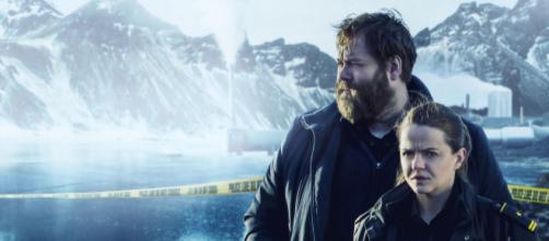 A segunda temporada promete novos mistérios no vilarejo gelado do Norte da Islândia. (Netflix/Divulgação)