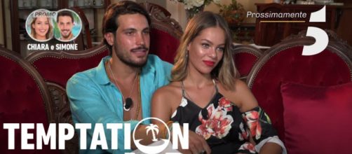 Temptation Island Vip, Deianira su IG: 'Simone se la spassava con un'altra, ora finge'.